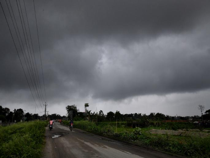 Good news Monsoon moved the stay in Kerala Entered in Tamil Nadu, Andhra Pradesh, Karnataka | खुशखबर...! मॉन्सूनने केरळमधील मुक्काम हलवला; तमिळनाडू, आंध्रप्रदेश, कर्नाटकात दाखल Good news Monsoon moved the stay in Kerala Entered in Tamil Nadu, Andhra Pradesh, Karnataka | खुशखबर...! मॉन्सूनने केरळमधील मुक्काम हलवला; तमिळनाडू, आंध्रप्रदेश, कर्नाटकात दाखल