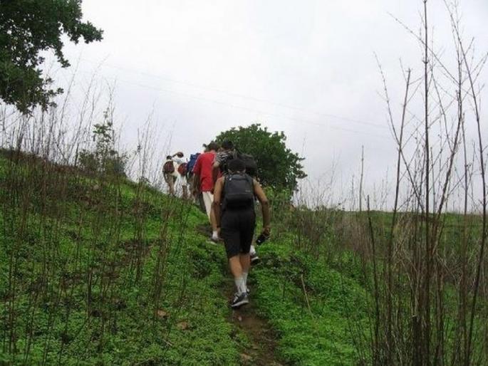 in mumbai youth picnic plan took break due to prolonged rain june came to end no satisfactory rainfall | पाऊस लांबल्याने पिकनिकला लागला ब्रेक, तरुणाईचे नियोजन झाले; पावसाची प्रतीक्षा in mumbai youth picnic plan took break due to prolonged rain june came to end no satisfactory rainfall | पाऊस लांबल्याने पिकनिकला लागला ब्रेक, तरुणाईचे नियोजन झाले; पावसाची प्रतीक्षा