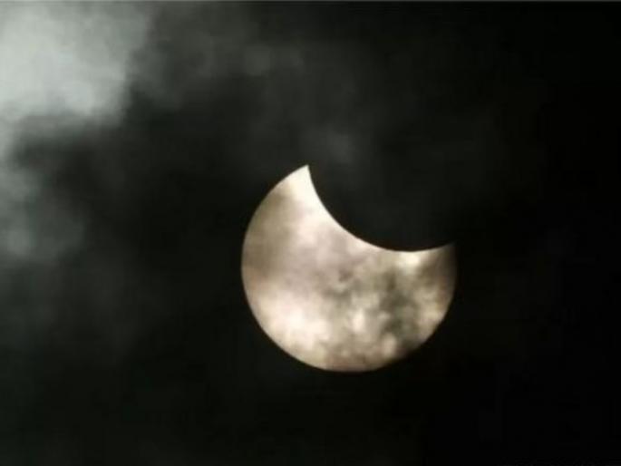 The solar eclipse of October 14 will not be visible, the lunar eclipse will be visible on the 28th | १४ ऑक्टाेबरचे सूर्यग्रहण दिसणार नाही, २८ ला दिसणार चंद्रग्रहण The solar eclipse of October 14 will not be visible, the lunar eclipse will be visible on the 28th | १४ ऑक्टाेबरचे सूर्यग्रहण दिसणार नाही, २८ ला दिसणार चंद्रग्रहण
