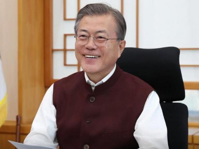 'Modi Jacket' liked the President of South Korea | दक्षिण कोरियाचे अध्यक्ष ‘मोदी जॅकेट’च्या प्रेमात; ट्विट करुन मानले मोदींचे आभार 'Modi Jacket' liked the President of South Korea | दक्षिण कोरियाचे अध्यक्ष ‘मोदी जॅकेट’च्या प्रेमात; ट्विट करुन मानले मोदींचे आभार