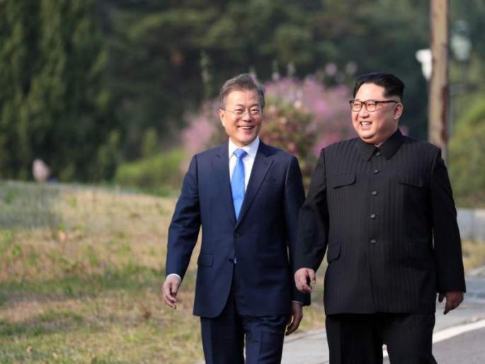 Kim Jong Un and Moon Jae In meets at Pyongyang | किम जोंग उन आणि मून जे इन यांच्यात आजपासून पुन्हा चर्चा, तीन दिवसांची परिषद Kim Jong Un and Moon Jae In meets at Pyongyang | किम जोंग उन आणि मून जे इन यांच्यात आजपासून पुन्हा चर्चा, तीन दिवसांची परिषद
