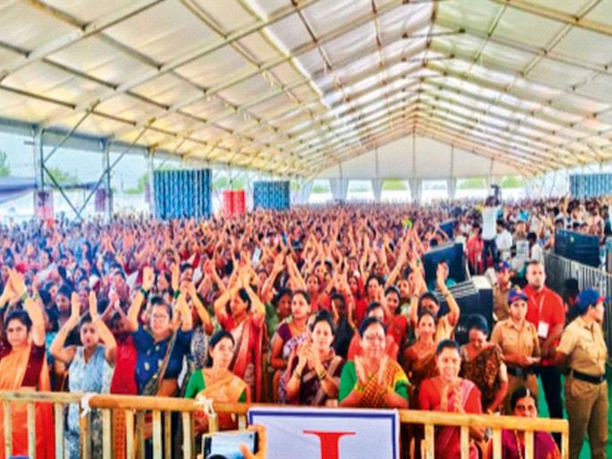 Women's outcry at Murbe Bandar public hearing, continuous opposition from villagers | मुरबे बंदर जनसुनावणीत महिलांचा आक्रोश, ग्रामस्थांकडून सातत्याने विरोध