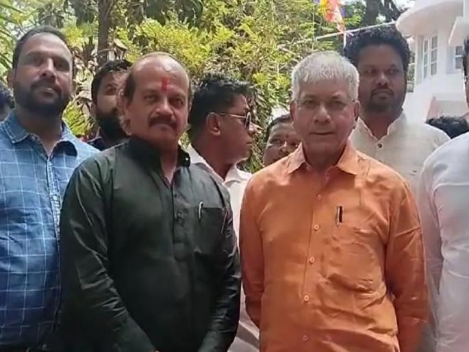 Loksabha Election 2024: I will be the MP of Pune, claims Vasant More, Vanchit Bahujan Aghadi has given candidature | वंचितकडून पुण्याची उमेदवारी जाहीर होताच वसंत मोरेंची पहिली प्रतिक्रिया, म्हणाले... Loksabha Election 2024: I will be the MP of Pune, claims Vasant More, Vanchit Bahujan Aghadi has given candidature | वंचितकडून पुण्याची उमेदवारी जाहीर होताच वसंत मोरेंची पहिली प्रतिक्रिया, म्हणाले...