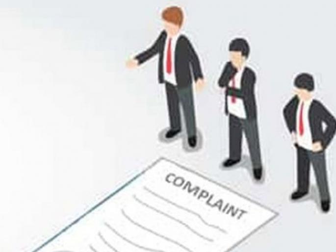 More than 50 complaints against corrupt Deputy Registrar | लाचखोर उपनिबंधकाविरोधात ५० पेक्षा अधिक तक्रारी More than 50 complaints against corrupt Deputy Registrar | लाचखोर उपनिबंधकाविरोधात ५० पेक्षा अधिक तक्रारी
