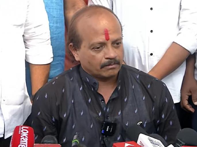 I will not return to MNS again, Will take further decision in 2-3 days, Vasant More emotional | परतीचे दोर स्वत: कापले; २-३ दिवसांत पुढील निर्णय घेणार , वसंत मोरे भावूक I will not return to MNS again, Will take further decision in 2-3 days, Vasant More emotional | परतीचे दोर स्वत: कापले; २-३ दिवसांत पुढील निर्णय घेणार , वसंत मोरे भावूक