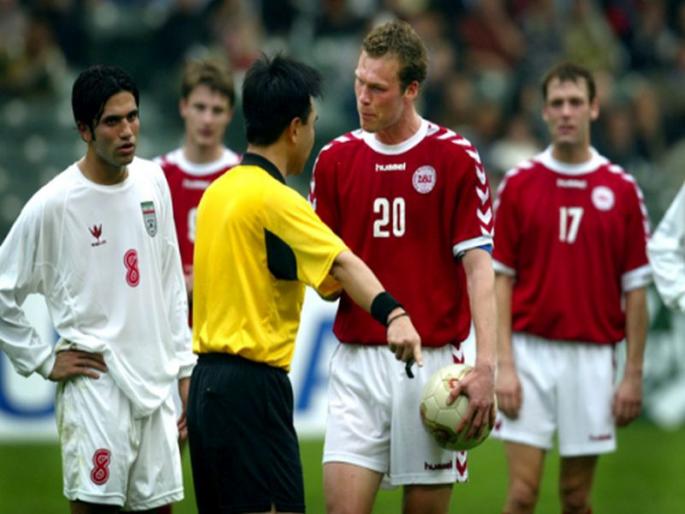 FIFA Football World Cup 2018: Sports spirit learn from Denmark | FIFA Football World Cup 2018 : खिलाडूवृत्ती शिकावी डेन्मार्ककडून...