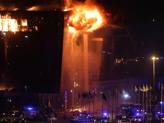 Terror attack in Moscow: 150 dead so far, 11 arrested | मॉस्कोमध्ये दहशतवादी हल्ला: आतापर्यंत १५० जणांचा मृत्यू, ११ जणांना अटक Terror attack in Moscow: 150 dead so far, 11 arrested | मॉस्कोमध्ये दहशतवादी हल्ला: आतापर्यंत १५० जणांचा मृत्यू, ११ जणांना अटक