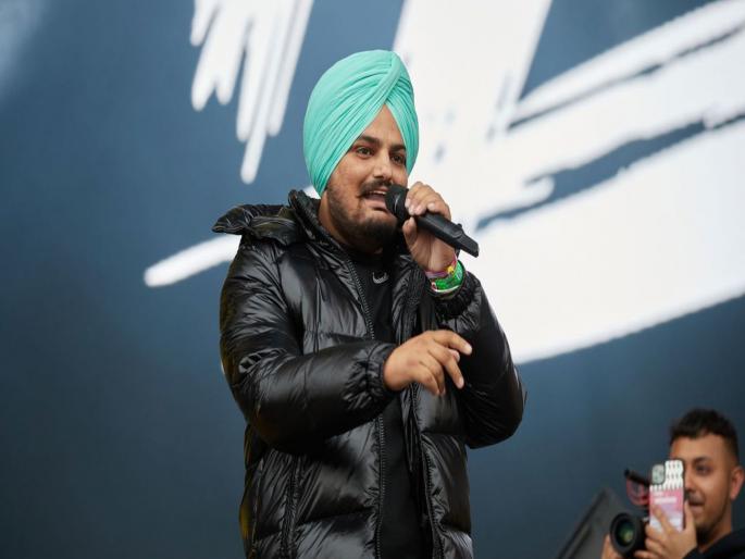 Moosewala Murder Case: Shooters from 4 states called to kill Sidhu Moosewala; 2 from Maharashtra Pune | Moosewala Murder Case: सिद्धू मूसेवाला हत्येसाठी ४ राज्यातून शूटर्स बोलावले; महाराष्ट्रातून 'ते' दोघं गेले Moosewala Murder Case: Shooters from 4 states called to kill Sidhu Moosewala; 2 from Maharashtra Pune | Moosewala Murder Case: सिद्धू मूसेवाला हत्येसाठी ४ राज्यातून शूटर्स बोलावले; महाराष्ट्रातून 'ते' दोघं गेले