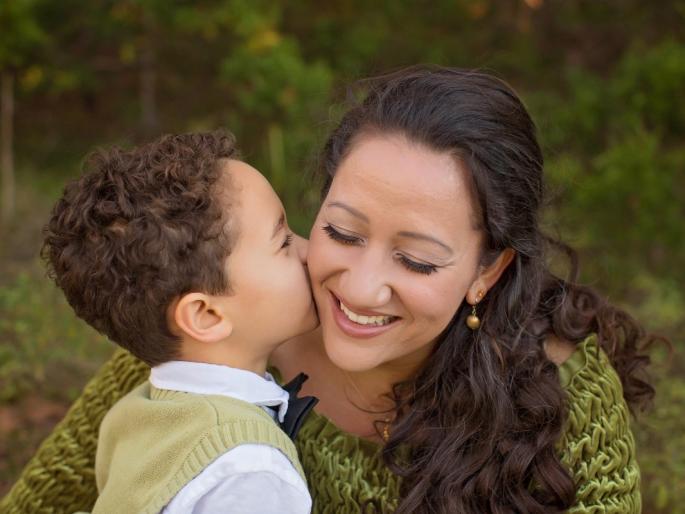 Maternity women get healthy longevity | मातृत्व लाभलेल्या महिलांना मिळतं निरोगी दीर्घायुष्य Maternity women get healthy longevity | मातृत्व लाभलेल्या महिलांना मिळतं निरोगी दीर्घायुष्य