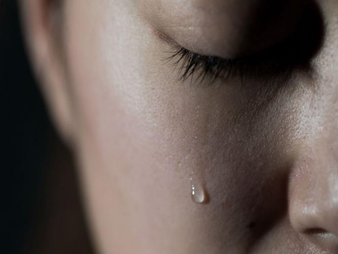Worried to hear the son's death, but can't come to funeral! | मुलाच्या मृत्यूचे ऐकून वाईट वाटले, पण येऊ शकत नाही! Worried to hear the son's death, but can't come to funeral! | मुलाच्या मृत्यूचे ऐकून वाईट वाटले, पण येऊ शकत नाही!