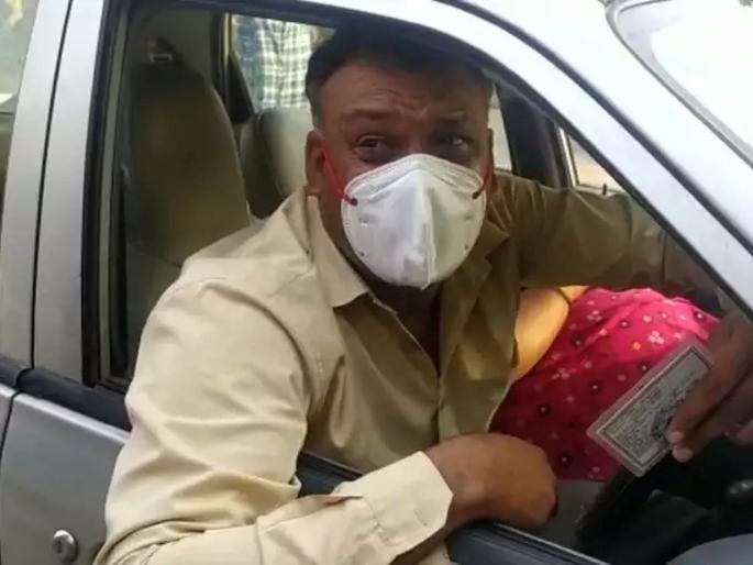 CoronaVirus News Bsf Jawan Crying And Moving By Car With Covid Positive Wife For Bed In Hospital At Rewa | CoronaVirus News: मी देशासाठी मरतो, पण माझ्या पत्नीला उपचार मिळेनात; BSF जवानाचा आक्रोश CoronaVirus News Bsf Jawan Crying And Moving By Car With Covid Positive Wife For Bed In Hospital At Rewa | CoronaVirus News: मी देशासाठी मरतो, पण माझ्या पत्नीला उपचार मिळेनात; BSF जवानाचा आक्रोश
