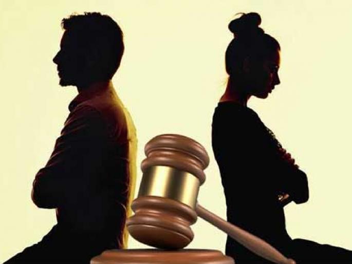 Husband filed for divorce saying she had white spots on her body; Wife asked in court to show her tattoos! What happened next.. | तिच्या अंगावर पांढरे डाग आहेत, म्हणत पतीने मागितला घटस्फोट; पत्नी कोर्टातच म्हणाली टॅटू दाखव! पुढे जे झालं..