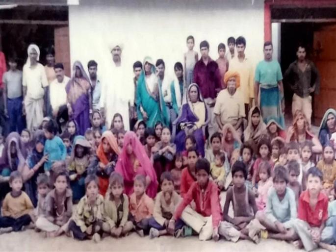 madhya-pradesh-family-of-90-people-government-gives-62-thousand-to-17-women-every-month | ऐकावं ते नवलंच! 'या' कुटुंबाला सरकारी योजनांमधून दरमहा मिळतात 62 हजार रुपये... madhya-pradesh-family-of-90-people-government-gives-62-thousand-to-17-women-every-month | ऐकावं ते नवलंच! 'या' कुटुंबाला सरकारी योजनांमधून दरमहा मिळतात 62 हजार रुपये...