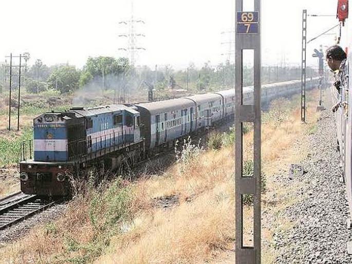 Hush! Mumbai-Pune III lane open | हुश्श! मुंबई-पुणे तिसरी मार्गिका खुली Hush! Mumbai-Pune III lane open | हुश्श! मुंबई-पुणे तिसरी मार्गिका खुली