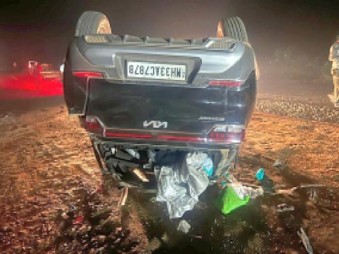 car accident on chamorshi-gadchiroli route while taking wife to hospital, mother - mother-in-law killed | ग्रामसेवक पत्नीला सर्पदंश, रुग्णालयात नेताना कारचा अपघात; आई - सासू ठार car accident on chamorshi-gadchiroli route while taking wife to hospital, mother - mother-in-law killed | ग्रामसेवक पत्नीला सर्पदंश, रुग्णालयात नेताना कारचा अपघात; आई - सासू ठार