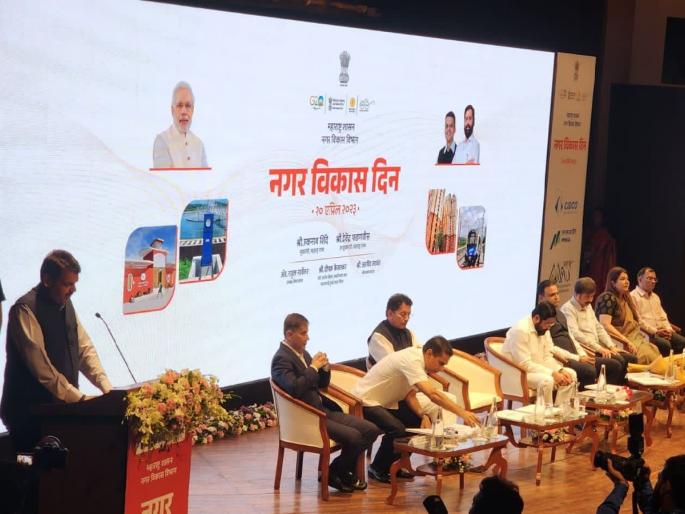 Korchi Nagar Panchayat ranks third in the state in tax collection | कर वसुलीत कोरची नगरपंचायत राज्यात तिसरी, मुख्यमंत्र्यांच्या हस्ते प्रशस्तीपत्र देऊन गौरव Korchi Nagar Panchayat ranks third in the state in tax collection | कर वसुलीत कोरची नगरपंचायत राज्यात तिसरी, मुख्यमंत्र्यांच्या हस्ते प्रशस्तीपत्र देऊन गौरव