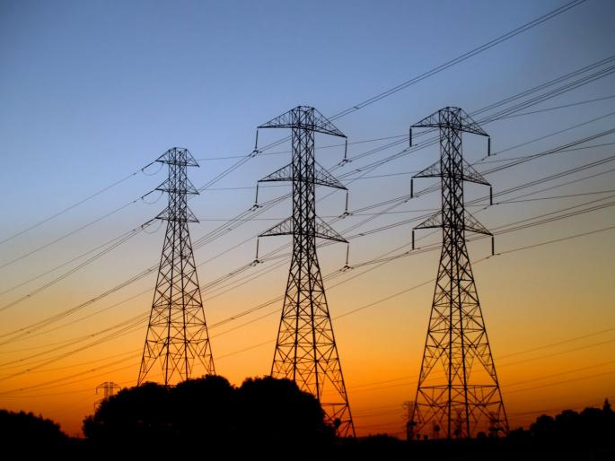 Electricity franchise started in four subdivisions of Malegaon | मालेगावच्या चार उपविभागात वीज फ्रॅन्चाईजी सुरू