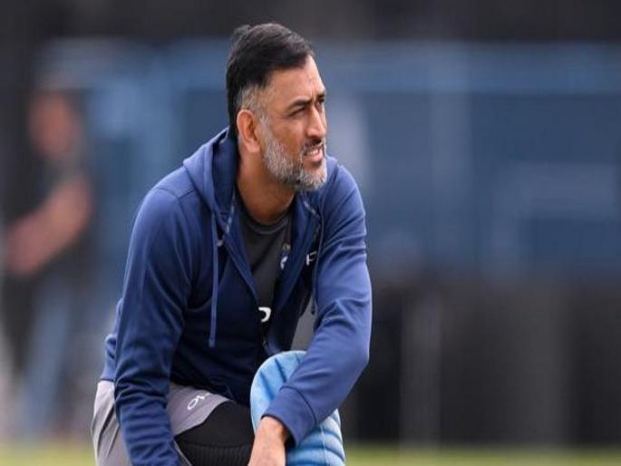 MS Dhoni will decide future after IPL next year: Report | महेंद्रसिंग धोनीच्या निवृत्तीचं 'टायमिंग' ठरलं; स्वतः करणार घोषणा