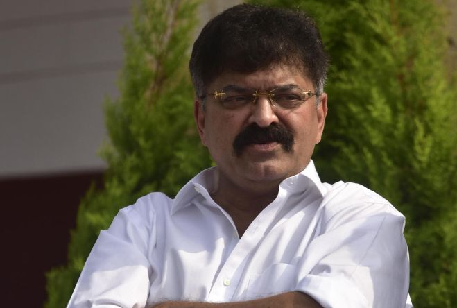 Send Bommai tweets to Elon Musk, says Jitendra Awad | जितेंद्र आव्हाड म्हणतात, बोम्मईचे ट्वीट एलन मस्ककडे पाठवा Send Bommai tweets to Elon Musk, says Jitendra Awad | जितेंद्र आव्हाड म्हणतात, बोम्मईचे ट्वीट एलन मस्ककडे पाठवा