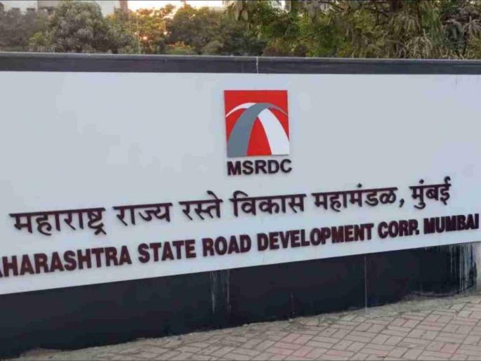 Four new routes on Kalamboli JNPT route | कळंबोली जेएनपीटी मार्गावर चार नव्या मार्गिका, कामाला सुरूवात Four new routes on Kalamboli JNPT route | कळंबोली जेएनपीटी मार्गावर चार नव्या मार्गिका, कामाला सुरूवात