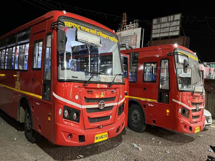 ST Corporation big decision to purchase 5,000 self-owned Lalpari buses every year Says Pratap Sarnaik | दरवर्षी स्वमालकीच्या ५००० लालपरी बसेस खरेदी करणार; एसटी महामंडळाचा मोठा निर्णय ST Corporation big decision to purchase 5,000 self-owned Lalpari buses every year Says Pratap Sarnaik | दरवर्षी स्वमालकीच्या ५००० लालपरी बसेस खरेदी करणार; एसटी महामंडळाचा मोठा निर्णय
