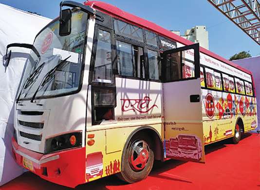 'Wari Lalparychi' wandered display; Selected at the selected bus station | ‘वारी लालपरीची’ फिरते प्रदर्शन; निवडक बस स्थानकावर प्रदर्शित 'Wari Lalparychi' wandered display; Selected at the selected bus station | ‘वारी लालपरीची’ फिरते प्रदर्शन; निवडक बस स्थानकावर प्रदर्शित