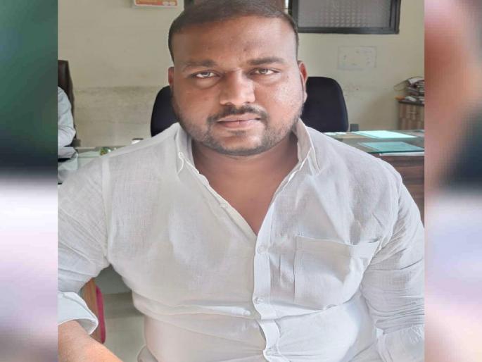 in solapur deportation of fraud and extortionist akash mudgal mpda action  | फसवणूक अन् खंडणीखोर गुन्हेगार आकाश मुदगलची येरड्यात रवानगी; एमपीडीए कारवाई  in solapur deportation of fraud and extortionist akash mudgal mpda action  | फसवणूक अन् खंडणीखोर गुन्हेगार आकाश मुदगलची येरड्यात रवानगी; एमपीडीए कारवाई