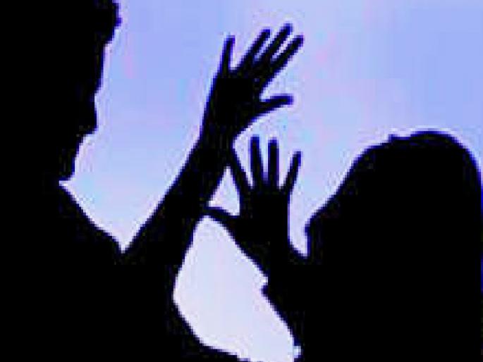 Deaf and mute woman tortured in Rajapur, youth arrested | Ratnagiri: राजापुरात मूकबधिर महिलेवर अत्याचार, तरुणाला अटक Deaf and mute woman tortured in Rajapur, youth arrested | Ratnagiri: राजापुरात मूकबधिर महिलेवर अत्याचार, तरुणाला अटक