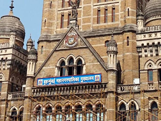 contractor for slum clearance decision taken by muncipal corporation mumbai | आता मुंबईच्या झोपडपट्टी स्वच्छतेसाठी कंत्राटदार contractor for slum clearance decision taken by muncipal corporation mumbai | आता मुंबईच्या झोपडपट्टी स्वच्छतेसाठी कंत्राटदार