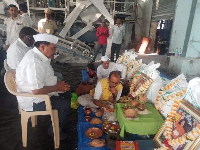 It is possible to give more than eighteen hundred rupees for cultivation of sugarcane in Muktai factory area | मुक्ताई कारखाना क्षेत्रात ऊस लागवड केल्यास अठराशेपेक्षा अधिक भाव देणे शक्य It is possible to give more than eighteen hundred rupees for cultivation of sugarcane in Muktai factory area | मुक्ताई कारखाना क्षेत्रात ऊस लागवड केल्यास अठराशेपेक्षा अधिक भाव देणे शक्य