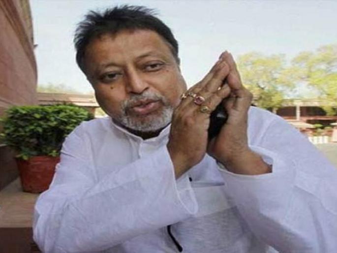kolkata mukul roy left the security from the center mamata government deployed state police personnel west bengal politics | West Bengal : मुकुल रॉय यांनी सोडली केंद्राकडून मिळालेली सुरक्षा; ममता सरकारकडून सुरक्षा पुरवण्याचा निर्णय kolkata mukul roy left the security from the center mamata government deployed state police personnel west bengal politics | West Bengal : मुकुल रॉय यांनी सोडली केंद्राकडून मिळालेली सुरक्षा; ममता सरकारकडून सुरक्षा पुरवण्याचा निर्णय