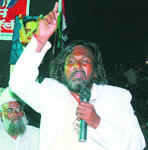 Huge Morcha on Parliament for Employment Rights Act | रोजगार हक्क कायद्यासाठी संसदेवर विशाल मोर्चा Huge Morcha on Parliament for Employment Rights Act | रोजगार हक्क कायद्यासाठी संसदेवर विशाल मोर्चा