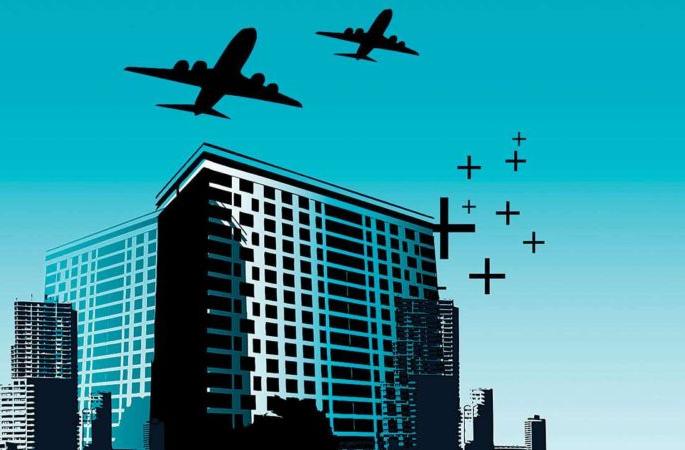 Corona delays action on tall buildings near airport | कोरोनामुळे विमानतळालगतच्या उंच इमारतींवर कारवाईला विलंब