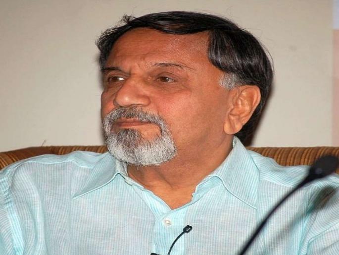 Information Commissioner's birth date is not recorded; The question raised by Shailesh Gandhi | माहिती आयुक्तांच्या जन्मदाखल्याची नोंद नाही; शैलेश गांधींनी उपस्थित केला प्रश्न