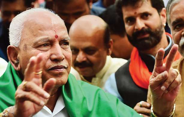 Yeddyurappa is again the Chief Minister of Karnataka | येडियुरप्पाच पुन्हा कर्नाटकचे मुख्यमंत्री Yeddyurappa is again the Chief Minister of Karnataka | येडियुरप्पाच पुन्हा कर्नाटकचे मुख्यमंत्री
