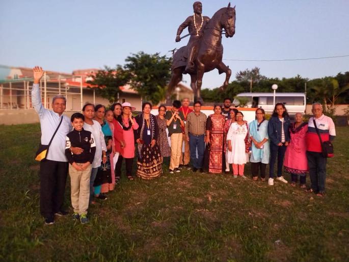 Major contribution of Marathi literature to Indo-Mauritius friendship; | भारत- मॉरिशस मैत्रीमध्ये मराठी साहित्याचे मोठे योगदान; शिवगौरवगान २६ वाहिन्यांवर प्रसारित होणार Major contribution of Marathi literature to Indo-Mauritius friendship; | भारत- मॉरिशस मैत्रीमध्ये मराठी साहित्याचे मोठे योगदान; शिवगौरवगान २६ वाहिन्यांवर प्रसारित होणार