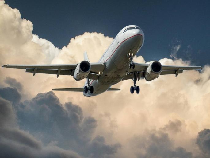 After Delhi, now the threat of GPS spoofing looms over Mumbai's skies; AAI warns of signal disruption | दिल्लीनंतर आता मुंबईच्या आकाशावर जीपीएस स्पूफिंगचे सावट; सिग्नलमध्ये बिघाडबाबत एएआयने दिला इशारा