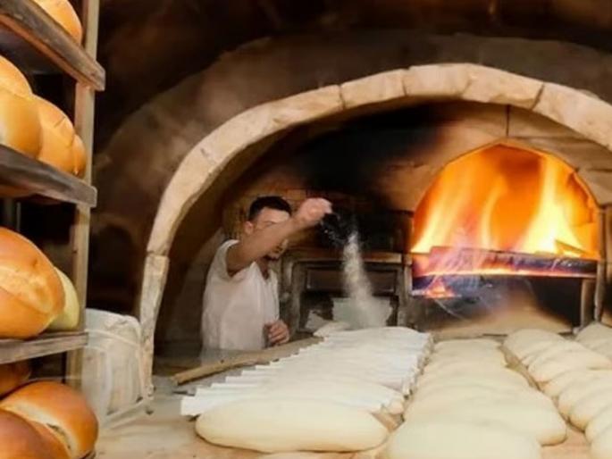 Ban coal-fired bakeries! Notices started being issued; Only clean fuel will have to be used | कोळशावरील बेकऱ्यांना टाळेच! नोटिसा देण्यास सुरुवात; स्वच्छ इंधनच वापरावे लागणार Ban coal-fired bakeries! Notices started being issued; Only clean fuel will have to be used | कोळशावरील बेकऱ्यांना टाळेच! नोटिसा देण्यास सुरुवात; स्वच्छ इंधनच वापरावे लागणार