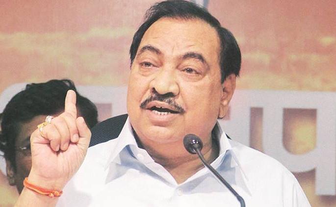 What action will they take on Khadse's complaint? | खडसे यांच्या तक्रारीवर ते काय कारवाई करतील ? What action will they take on Khadse's complaint? | खडसे यांच्या तक्रारीवर ते काय कारवाई करतील ?