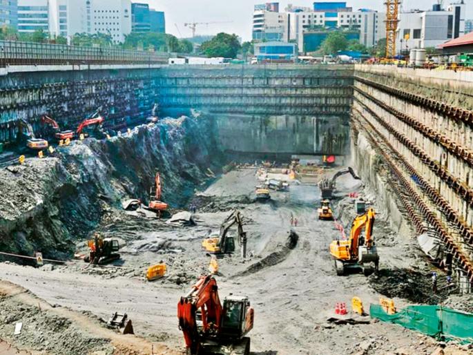 Excavation of 'Bullet', BKC station in Mumbai 60% complete | मुंबईत ‘बुलेट’, बीकेसी स्टेशनचे खोदकाम ६०% पूर्ण Excavation of 'Bullet', BKC station in Mumbai 60% complete | मुंबईत ‘बुलेट’, बीकेसी स्टेशनचे खोदकाम ६०% पूर्ण