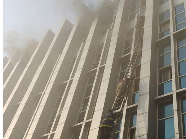When will we take lession from fire insidents | किती जणांचे बळी गेल्यावर धडा घेणार? When will we take lession from fire insidents | किती जणांचे बळी गेल्यावर धडा घेणार?