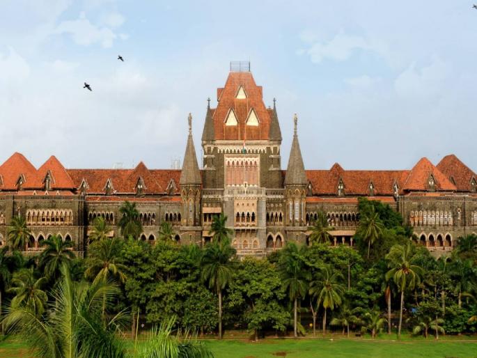 Take decisions on hoardings only considering public interest; High Court refuses to grant relief in license fees to advertisers | सार्वजनिक हिताचा विचार करूनच होर्डिंग्जचे निर्णय घ्या; उच्च न्यायालयाचा जाहिरातदारांना परवाना शुल्कात दिलासा देण्यास नकार Take decisions on hoardings only considering public interest; High Court refuses to grant relief in license fees to advertisers | सार्वजनिक हिताचा विचार करूनच होर्डिंग्जचे निर्णय घ्या; उच्च न्यायालयाचा जाहिरातदारांना परवाना शुल्कात दिलासा देण्यास नकार