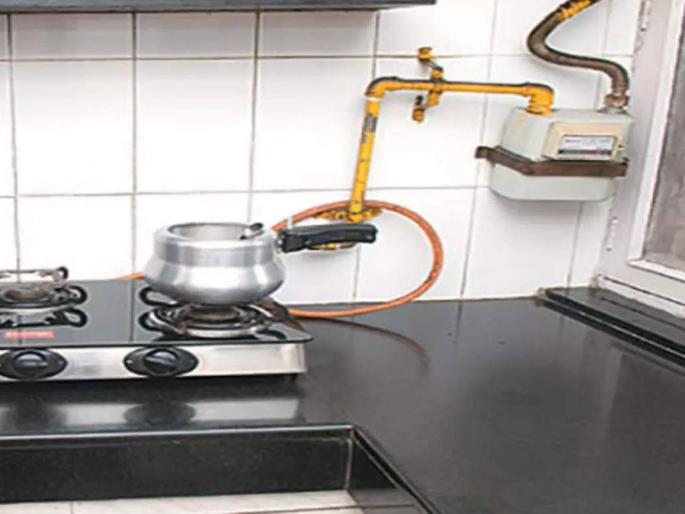 Breaking! Gas supply disrupted in Mumbai, Thane and Navi Mumbai; Major damage to pipeline, domestic gas png shut down, shortage at CNG stations | ब्रेकिंग! मुंबई, ठाणे आणि नवी मुंबईचा गॅस पुरवठा खंडित; पाईपलाईनचे मोठे नुकसान, घरगुती गॅस बंद, CNG स्टेशनवर तुटवडा Breaking! Gas supply disrupted in Mumbai, Thane and Navi Mumbai; Major damage to pipeline, domestic gas png shut down, shortage at CNG stations | ब्रेकिंग! मुंबई, ठाणे आणि नवी मुंबईचा गॅस पुरवठा खंडित; पाईपलाईनचे मोठे नुकसान, घरगुती गॅस बंद, CNG स्टेशनवर तुटवडा