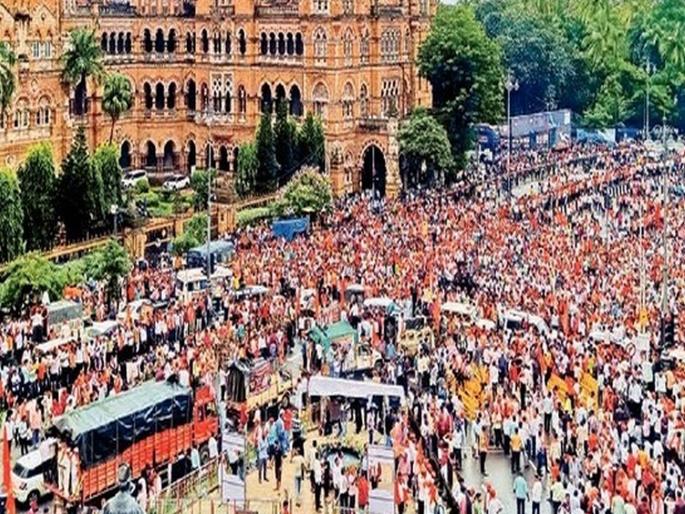Maratha Reservation: 'Maratha' Sagar in Mumbai | मुसळधार पावसाचा सामना करत मुंबईमध्ये लोटला 'मराठा'सागर Maratha Reservation: 'Maratha' Sagar in Mumbai | मुसळधार पावसाचा सामना करत मुंबईमध्ये लोटला 'मराठा'सागर