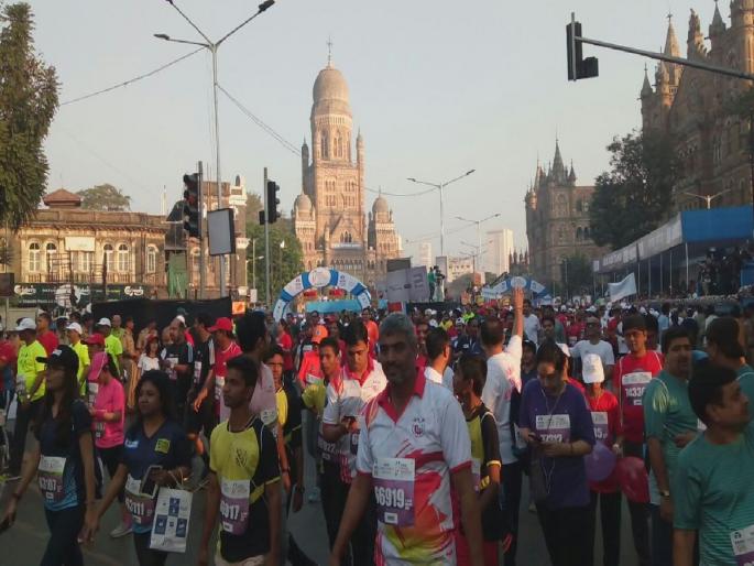 Mumbai Marathon: Marathi runners Win Half Marathon | Mumbai Marathon : हाफ मॅरेथॉनमध्ये मराठी धावपटूंचा दबदबा Mumbai Marathon: Marathi runners Win Half Marathon | Mumbai Marathon : हाफ मॅरेथॉनमध्ये मराठी धावपटूंचा दबदबा