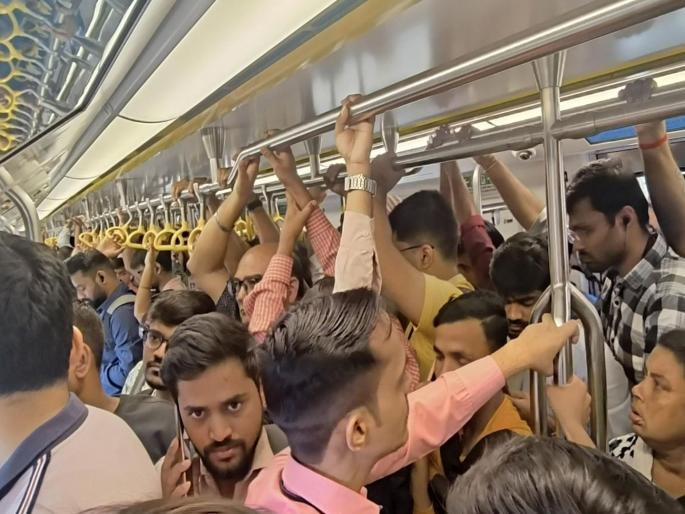 Mumbaikars travel to the metro on holidays with their families, huge crowd on the third day as well, children are excited, adults are happy | मुंबईकरांचे कुटुंबकबिल्यासह सुट्टीच्या दिवशी मेट्रो पर्यटन, तिसऱ्या दिवशीही तुडुंब गर्दी, मुले उत्साही, मोठ्यांना अप्रूप