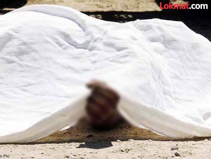 Mumbai: Everyone in the house was asleep and a traffic police officer ended his life, hanging himself with his saree. | मुंबई: घरातील सगळे झोपले अन् वाहतूक पोलीस अधिकाऱ्याने आयुष्य संपवले, साडीनेच घेतला... Mumbai: Everyone in the house was asleep and a traffic police officer ended his life, hanging himself with his saree. | मुंबई: घरातील सगळे झोपले अन् वाहतूक पोलीस अधिकाऱ्याने आयुष्य संपवले, साडीनेच घेतला...