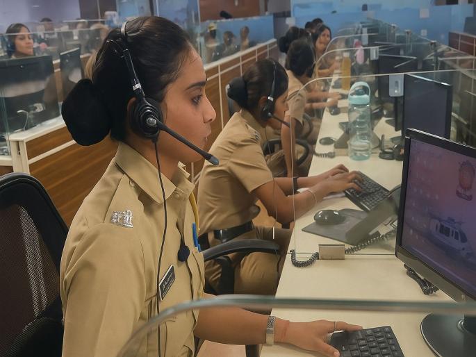 Mumbai Police raid on one call; Performance of 'Navdurga' Women in Mumbai's control room | मला वाचवा! एका कॉलवर पोलिसांची मांडवात धडक; मुंबईच्या नियंत्रण कक्षातील ‘नवदुर्गां’ची कामगिरी