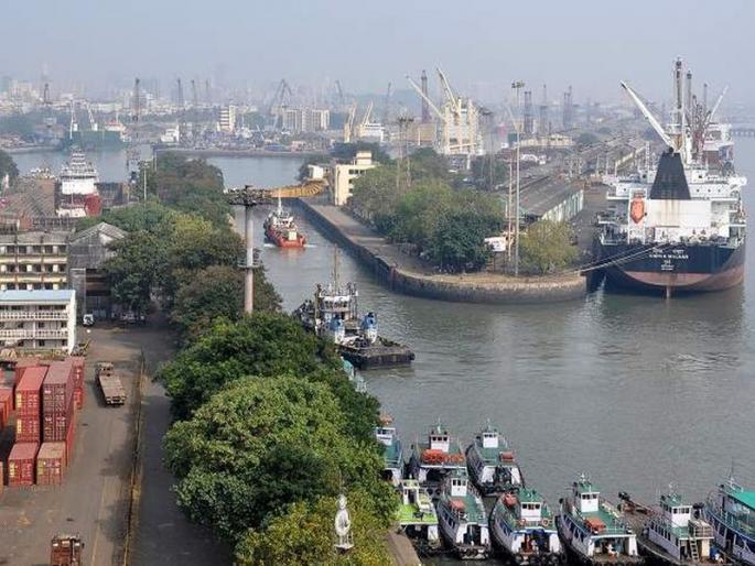 Terminal at the airport of the Port Trust for flying | पोर्ट ट्रस्टवर जलपर्यटनासाठी विमानतळाप्रमाणे टर्मिनल Terminal at the airport of the Port Trust for flying | पोर्ट ट्रस्टवर जलपर्यटनासाठी विमानतळाप्रमाणे टर्मिनल