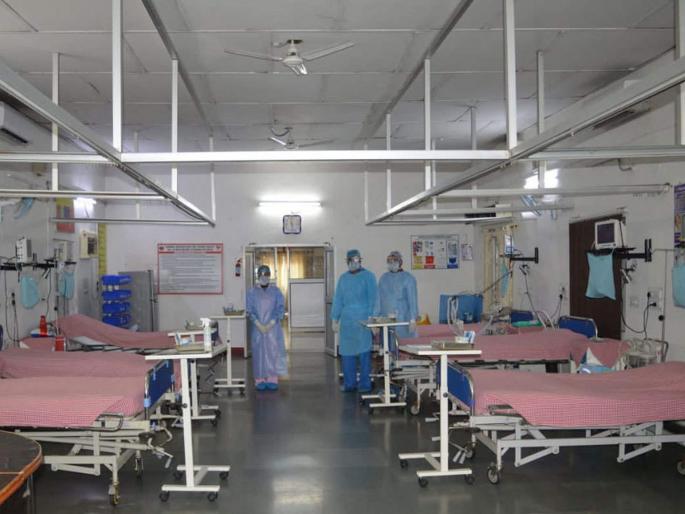 CoronaVirus quarantine capacity of hospitals to be increase | CoronaVirus: क्वारंटाइन क्षमतेत होणार वाढ; रुग्णालयातील खाटा वाढवणार CoronaVirus quarantine capacity of hospitals to be increase | CoronaVirus: क्वारंटाइन क्षमतेत होणार वाढ; रुग्णालयातील खाटा वाढवणार